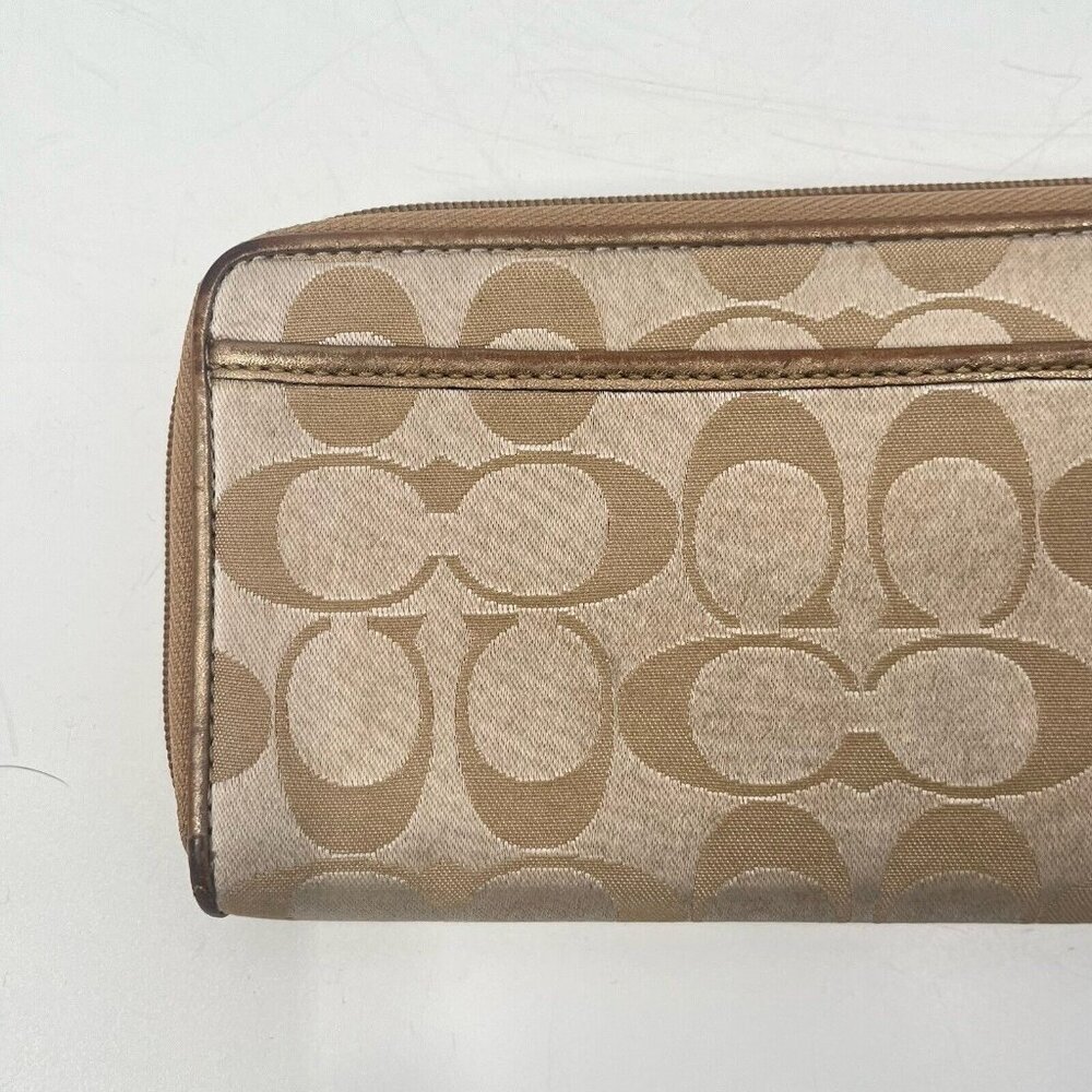 Coach Gold Signature C Logo Zip Around Wristlet Wallet - Picture 2 of 6